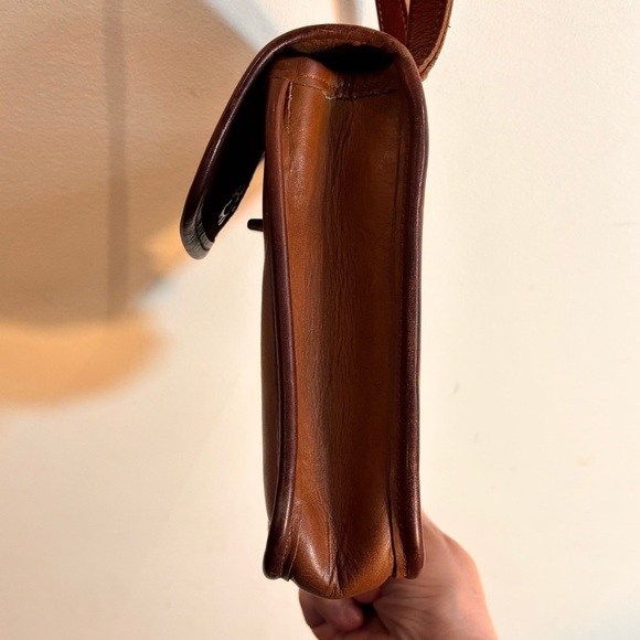 COACH Scooter Bag Long Adjustable Strap Leather Made in Costa Rica Flap - Picture 11 of 14